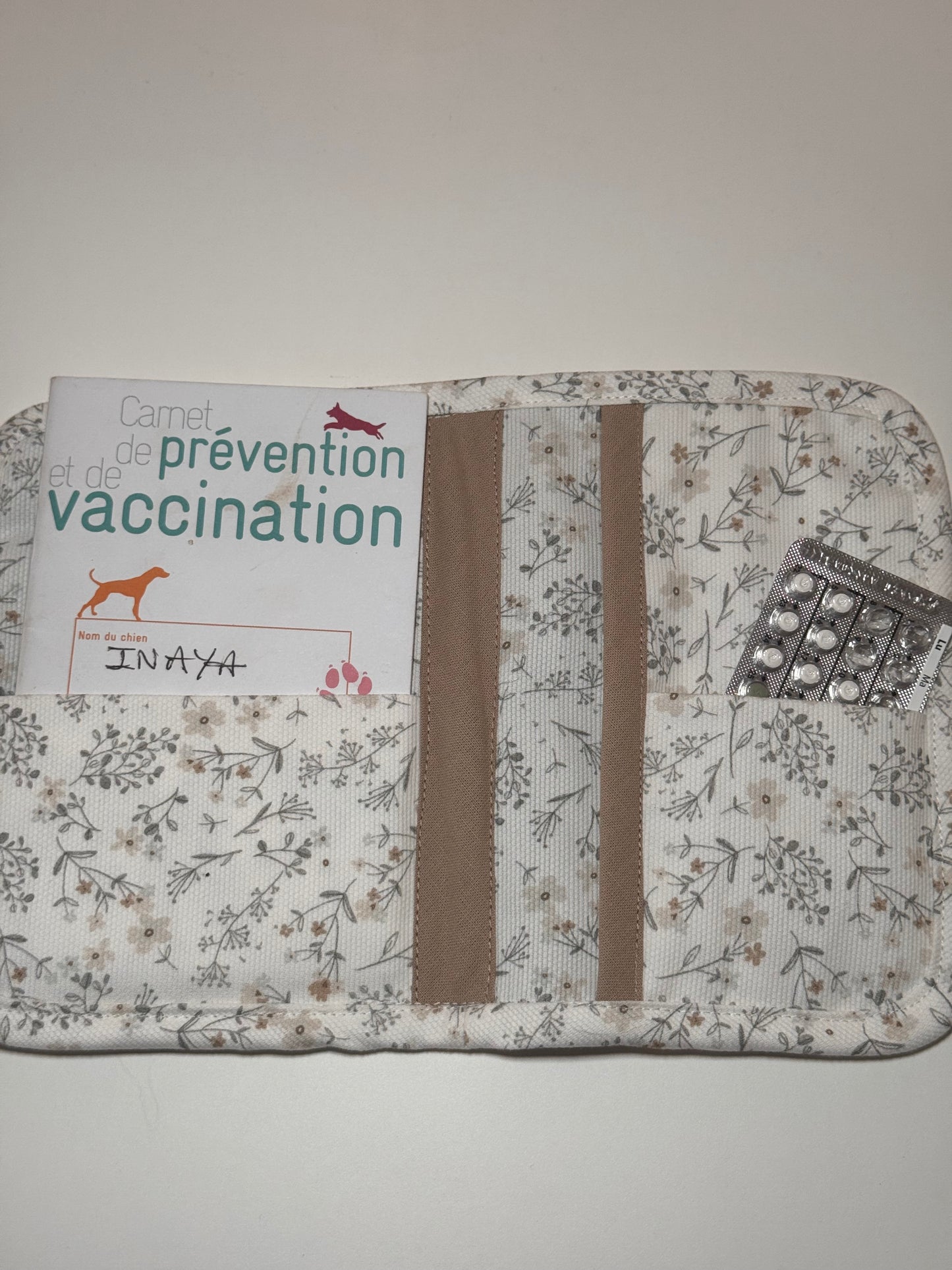 Protège-passeport & carnet de santé – Collection Tendre Botanique
